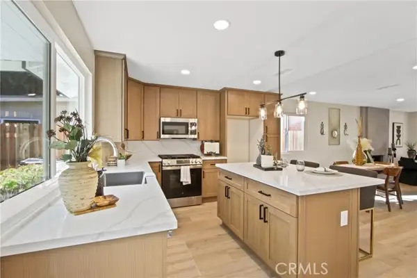 2717 Dayna, Santa Ana, CA 92705