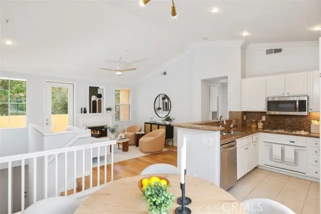 802 Marinella Aisle, Irvine, CA 92606 - Image #3