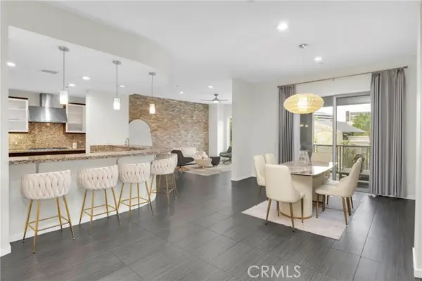 21 Gramercy #220, Irvine, CA 92612