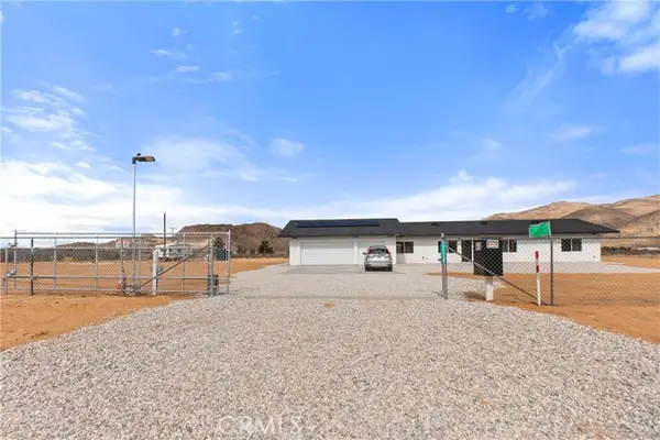 11725 Lagartijo Drive, Apple Valley, CA 92308