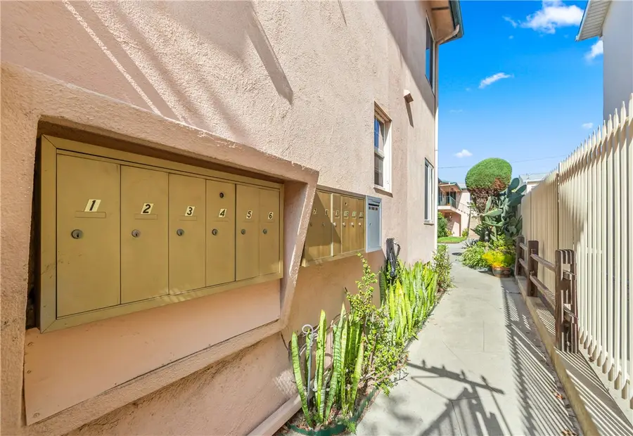 1739 E Appleton #3, Long Beach, CA 90802 - Image #2