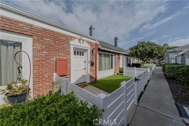 135 Morristown, Costa Mesa, CA 92626 - Image #3