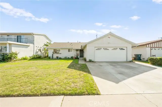 2040 W Glenwood, Santa Ana, CA 92704 - Image #3