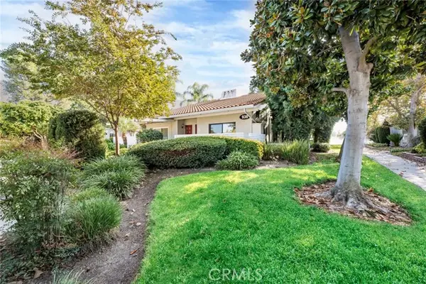 936 Avenida Majorca #B, Laguna Woods, CA 92637