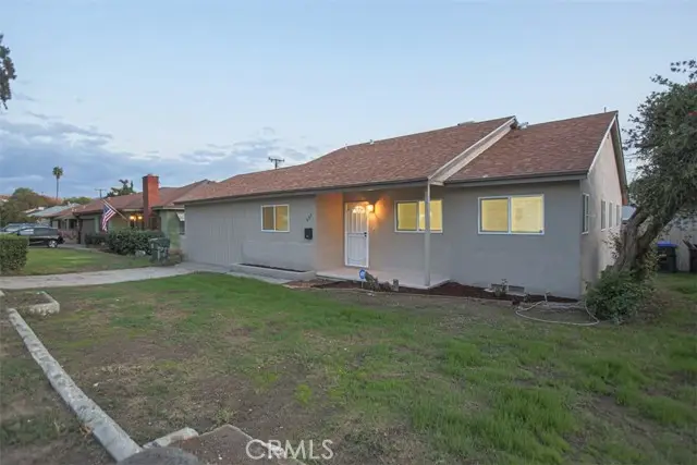 697 E 21st, San Bernardino, CA 92404 - Image #2
