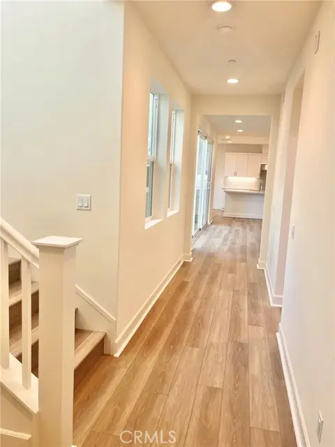 325 S Nevada Avenue, San Buenaventura Ventura, CA 93004 - Image #3