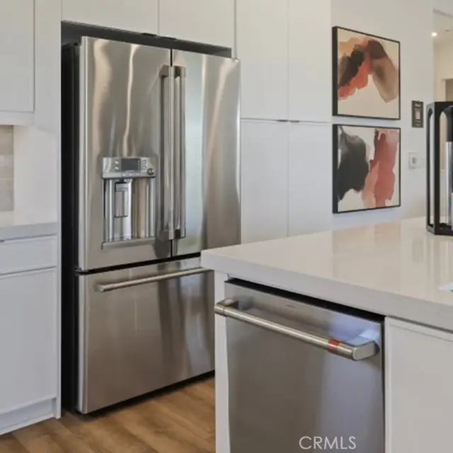 300 Junco, Irvine, CA 92618 - Image #3