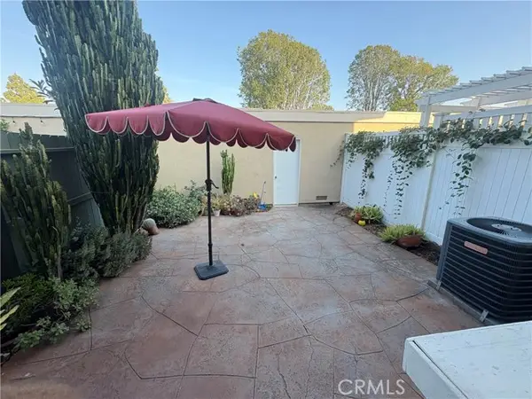 200 Carriage Dr #b, Santa Ana, CA 92707