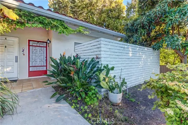 2009 Via Mariposa #D, Laguna Woods, CA 92637