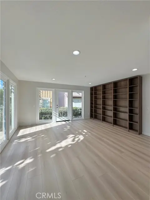 280 Tustin Field Drive, Tustin, CA 92782 - Image #2