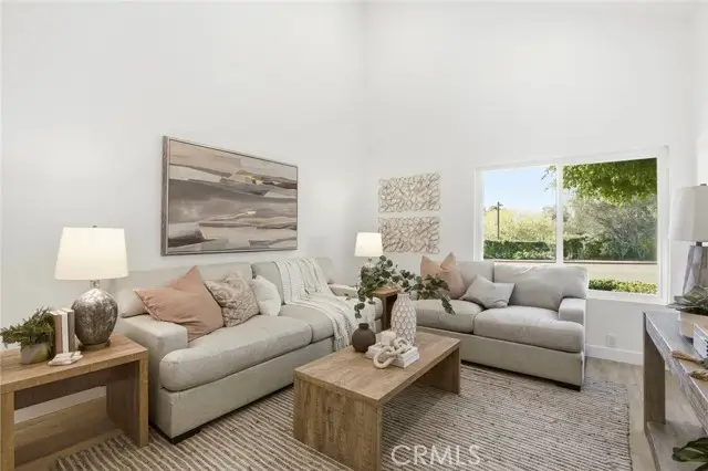 10812 Lamentin Court, San Diego, CA 92124 - Image #2