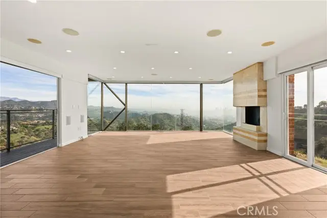 6960 Pacific View, Los Angeles, CA 90068 - Image #1