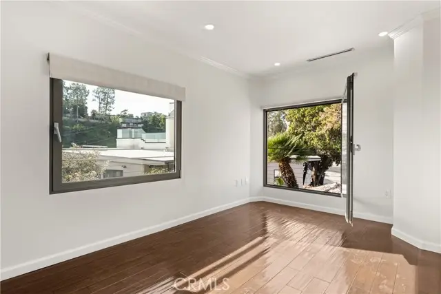 6960 Pacific View, Los Angeles, CA 90068 - Image #3