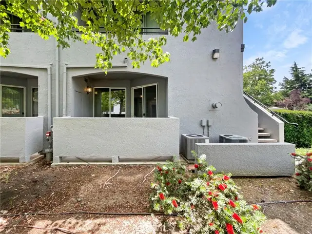 5201 Laguna Oaks #5, Elk Grove, CA 95758 - Image #2