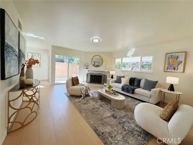 15505 La Valle Street, San Fernando Valley, CA 91342 - Image #3