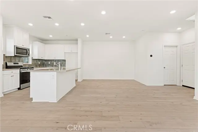 4214 S Laguna Avenue, Ontario, CA 91761 - Image #2