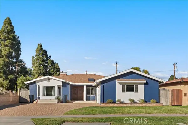 1107 E Sycamore, Orange, CA 92866