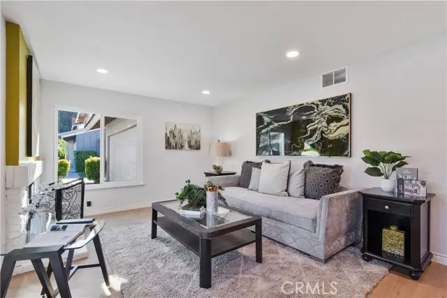 1736 E Oakridge, West Covina, CA 91792 - Image #3