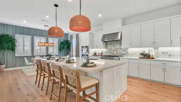 24378 Corte Parillada, Valencia (santa Clarita), CA 91354