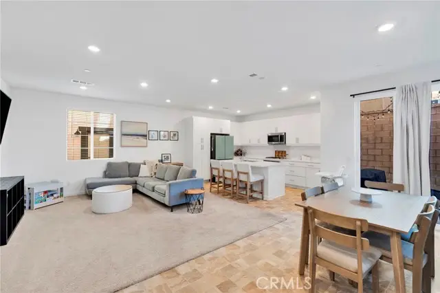 16604 Quince Lane, Fontana, CA 92336 - Image #3