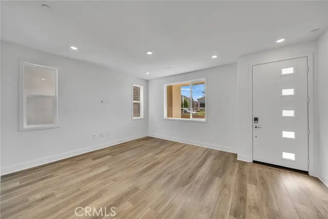 221 Longspur, Irvine, CA 92618 - Image #2