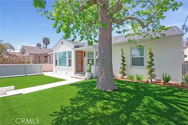 2019 Orange Avenue, Costa Mesa, CA 92627