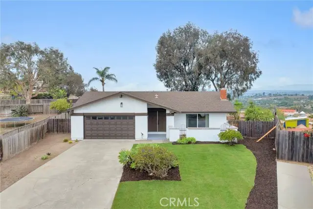 1768 Henderson Court, Vista, CA 92083 - Image #3