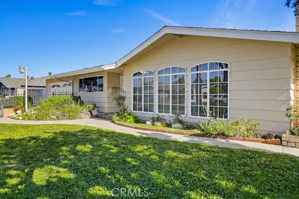 1934 S Robert Lane, Anaheim, CA 92802