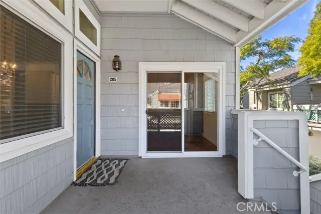 19431 Sunray Lane #205, Huntington Beach, CA 92648 - Image #2