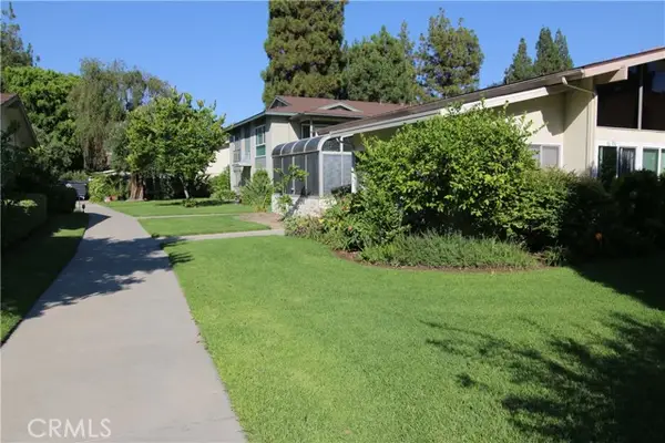 34 Calle Aragon #A, Laguna Woods, CA 92637