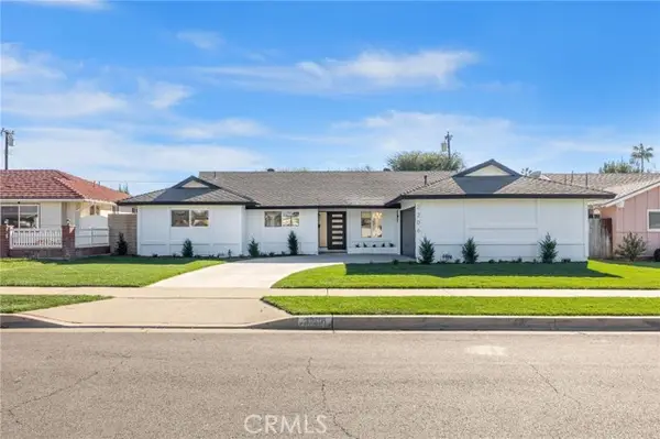 2206 E Athens, Orange, CA 92867