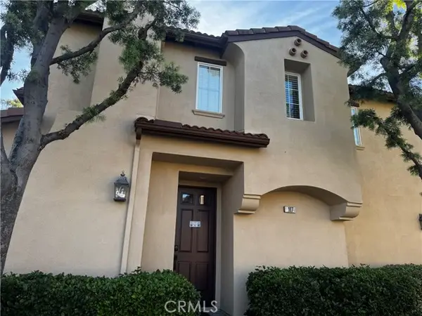 107 Sapphire #34, Irvine, CA 92602