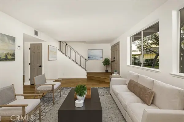 9841 Via Sonoma, Cypress, CA 90630