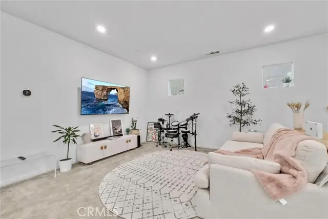 16054 Holstein, Chino, CA 91708 - Image #3