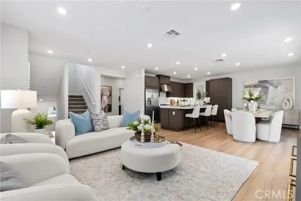 601 Catalonia, Lake Forest (el Toro), CA 92630