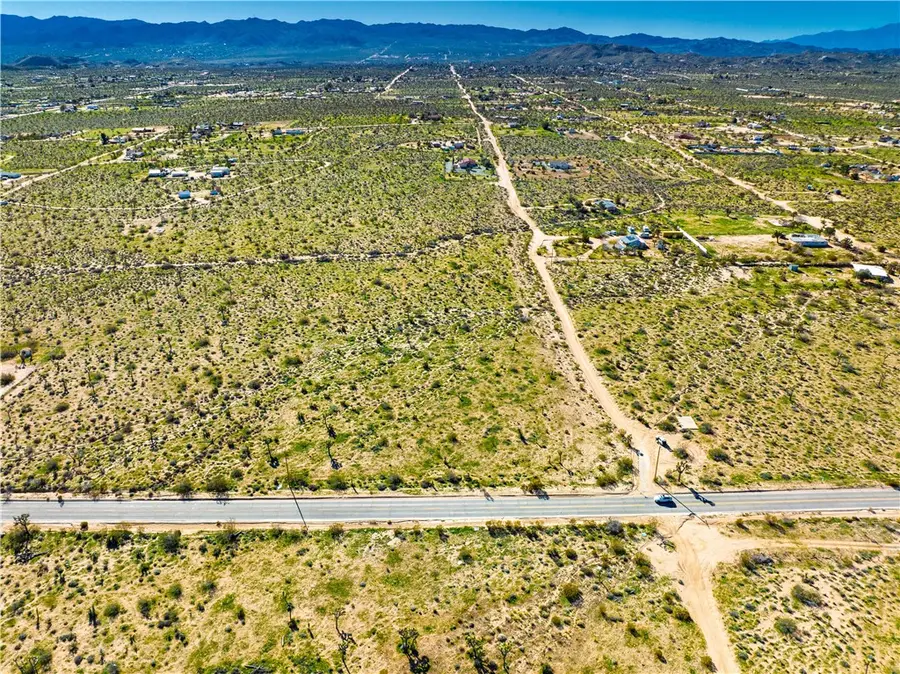 58919 Aberdeen, Yucca Valley, CA 92284 - #3