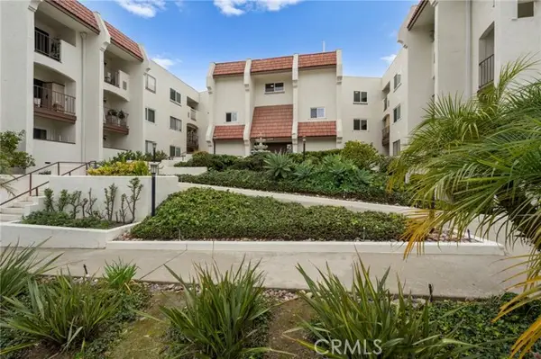 6330 Genesee #203, San Diego, CA 92122
