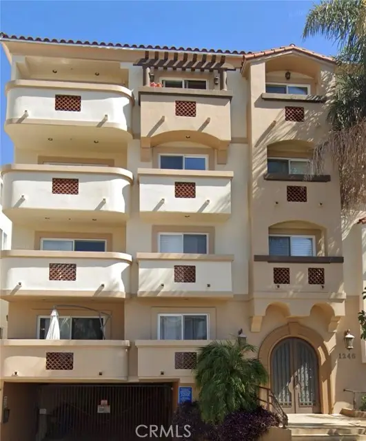 1246 Armacost #101, Los Angeles, CA 90025