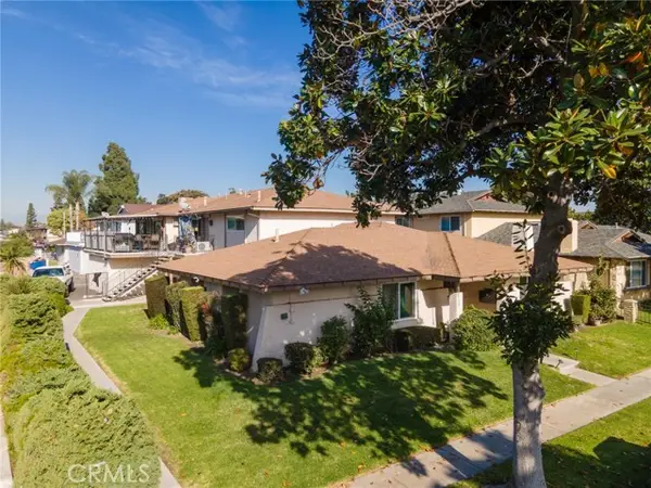 1215 S Athena Way, Anaheim, CA 92806