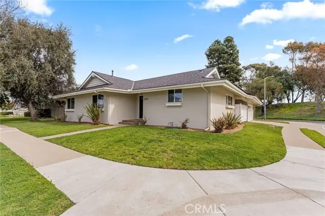 2702 San Lucas Lane, Costa Mesa, CA 92626 - #2