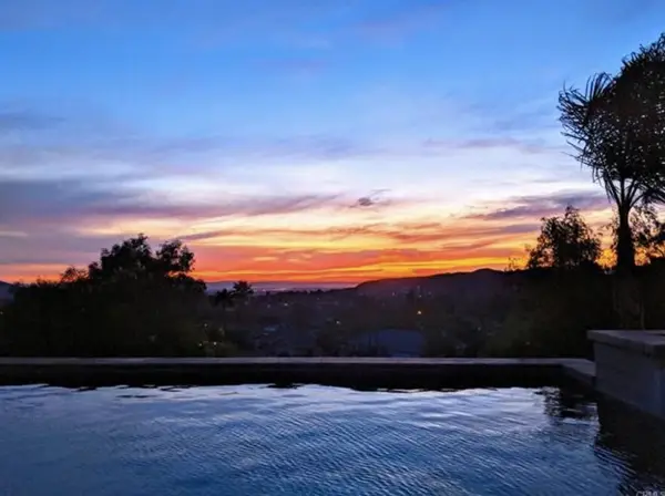 5431 Skyloft Dr., Jurupa Valley, CA 92509