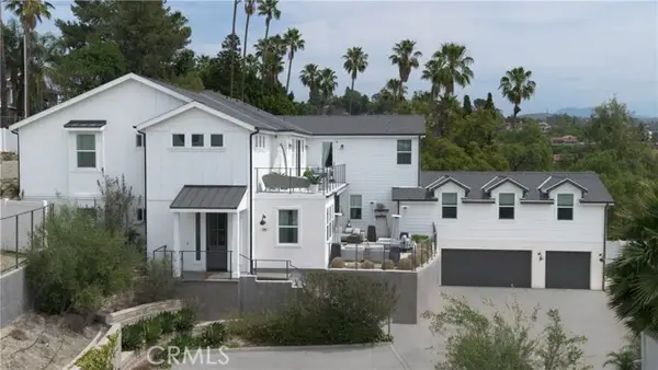 18806 Winnwood, Santa Ana, CA 92705