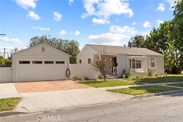 5960 Pepperwood Avenue, Lakewood, CA 90712 - #2