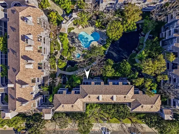 20341 Bluffside Circle #C-203, Huntington Beach, CA 92646