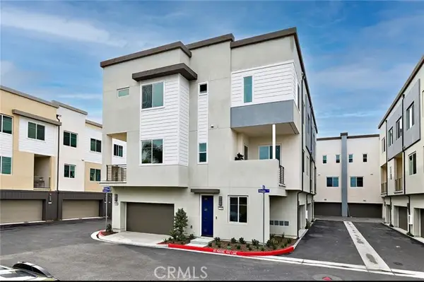 7264 Aura Circle, Huntington Beach, CA 92647