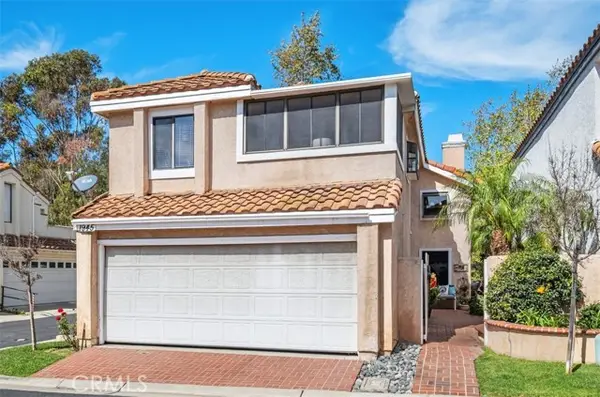 1945 Sundance, Costa Mesa, CA 92627