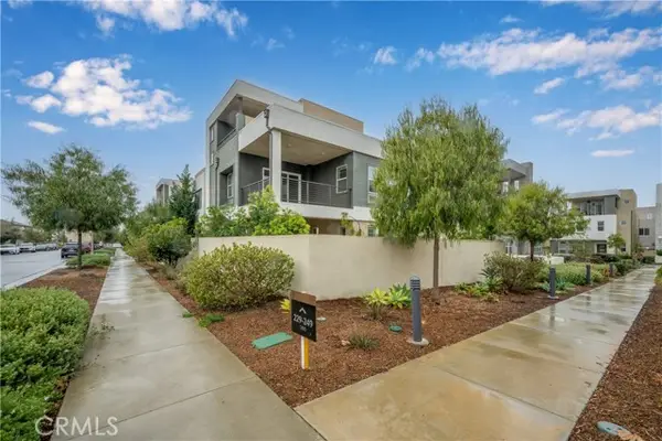 229 Chorus, Irvine, CA 92618