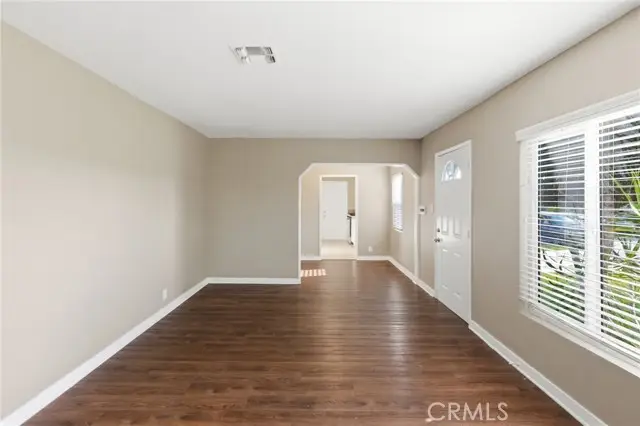 2010 N Corlett, Los Angeles, CA 90059 - #3