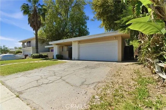 8757 Lurline Avenue, Canoga Park, CA 91306 - #2