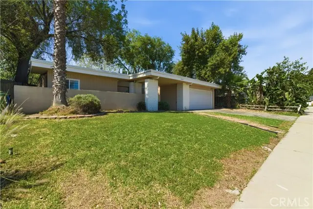 8757 Lurline Avenue, Canoga Park, CA 91306 - #3